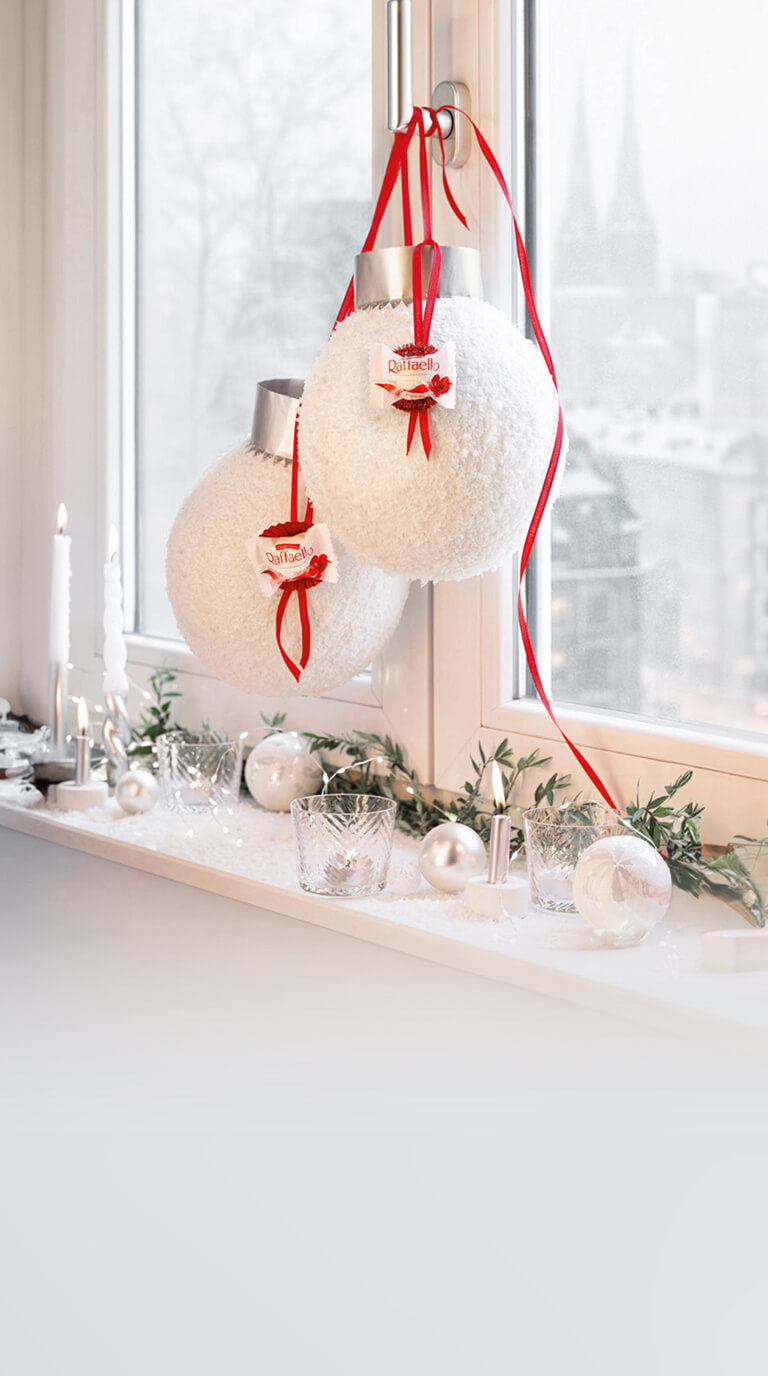 XXL-Weihnachtskugeln mit Raffaello