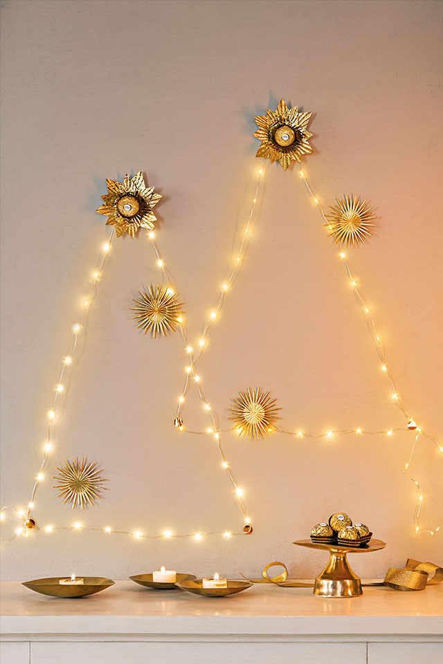 Weihnachtsbäumchen aus Lichterkette Weihnachtsbäumchen aus Lichterkette